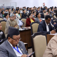 समय सीमाबिच इरान अडिग