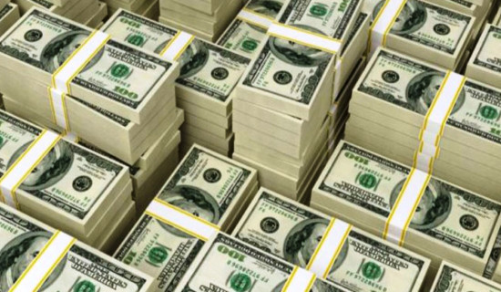 पौष्टिक तत्त्व स्तरोन्नति गरिएको चामल वितरण