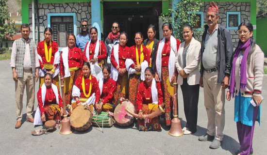 महिलालाई ‘परम्परागत पन्चैबाजा’ तालिम
