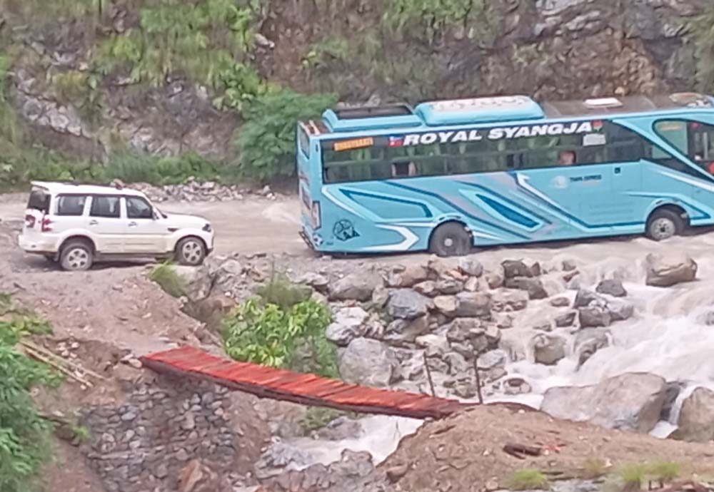 कालीगण्डकी कोरिडोरमा पुल बन्दै