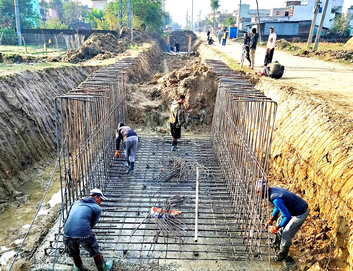 सिक्टा सिँचाइ आयोजनाको डुडुवा नहरको निर्माण तीव्र