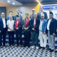 होचो मान्छेको उचाइ छुने सङ्घर्ष