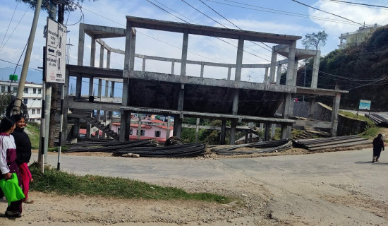 निर्माण थालेको १२ वर्षपछि सभा हल पुनर्निर्माण सुरु