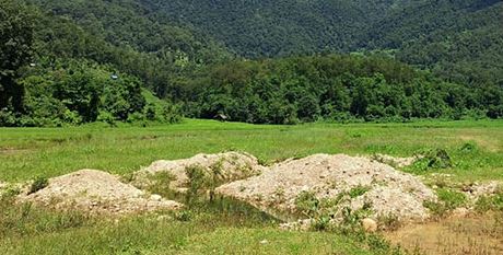 चार दशकदेखि अलपत्र चुनढुङ्गा खानी