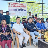 सार्वजनिक पोखरीमा कुनै संरचना नबनाउन अदालतको आदेश