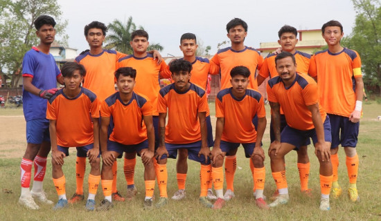 सीतापुर युनाइटेड योगिनी गोल्ड कप फुटबलको सेमिफाइनलमा