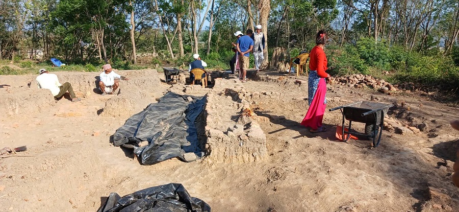 थारु राजा दंगीशरणको दरबार पुनः उत्खनन सुरु
