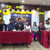 स्रोत नखुलेको नगदसहित दुई जना पक्राउ