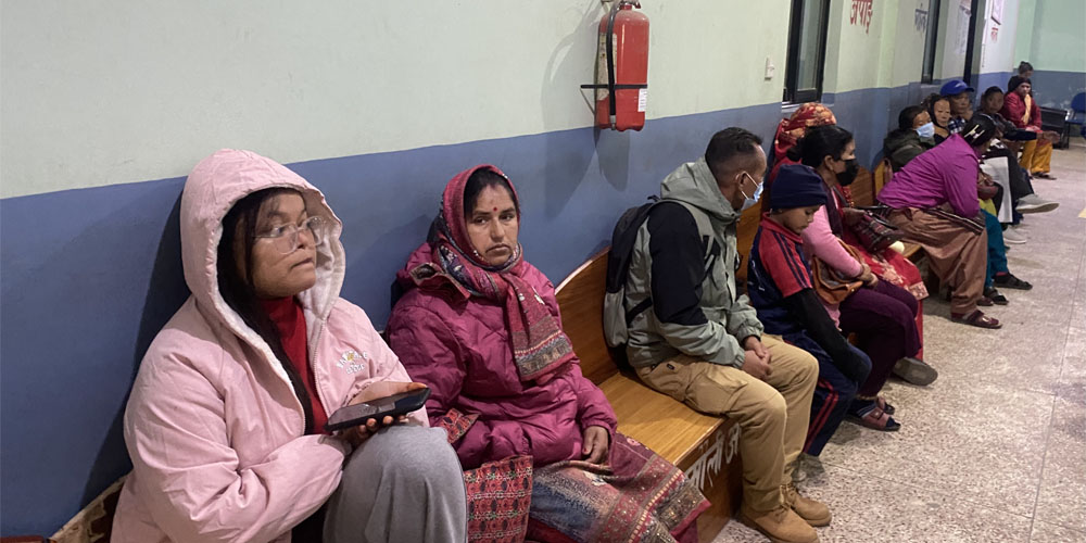 प्रदेश अस्पताल दमौलीमा आइतबार पनि ओपिडी सेवा सुरु