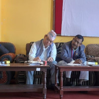 उनी अर्थात् एउटी पात्र  (कविता )