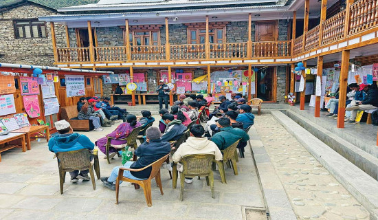 कला प्रदर्शनीमा महाबौद्ध पहिलो