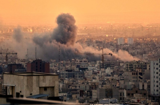 मध्यपूर्व युद्धबारे छलफल गर्न रूसी विदेशमन्त्री चीनमा