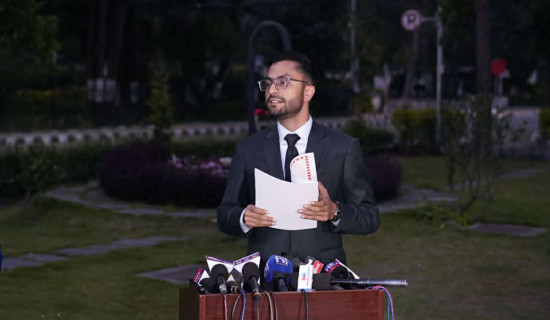 नगरस्तरीय किशोरी फुटबल मेयर कप सुरु