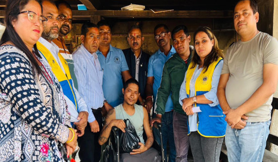 ‘ह्विलचेयरले दियो खुसी’