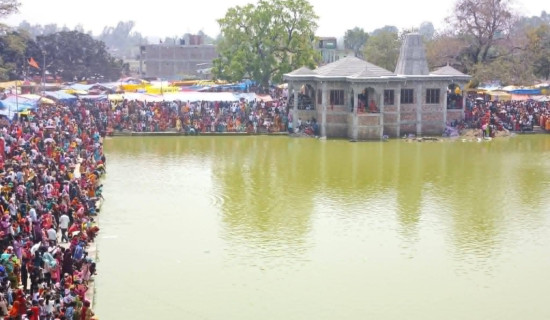 पकडियागढ र पतारीपोखरीमा भक्तजनको घुइँचो