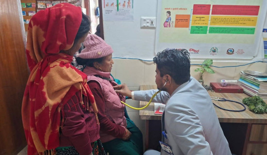 भीरकोटमा ज्येष्ठ नागरिक स्वास्थ्य शिविर