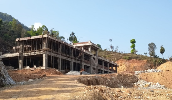 सुविधा सम्पन्न अस्पताल भवन निर्माणले गति लियो