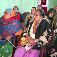 १८ जना एकल वृद्धा आमा सम्मानित