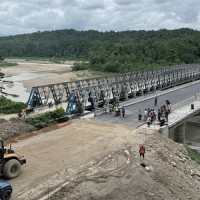 बाढीले अरुण तेस्रोको डाइभर्सन थुनियो