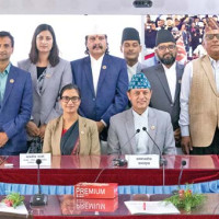 बाढीले अरुण तेस्रोको डाइभर्सन थुनियो