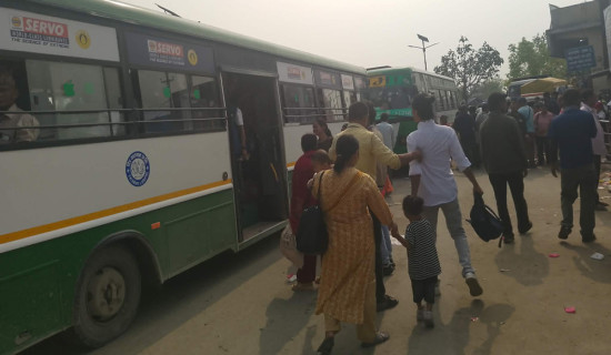 सार्वजनिक सवारी साधनमा यात्रुमाथि दुर्व्यवहार