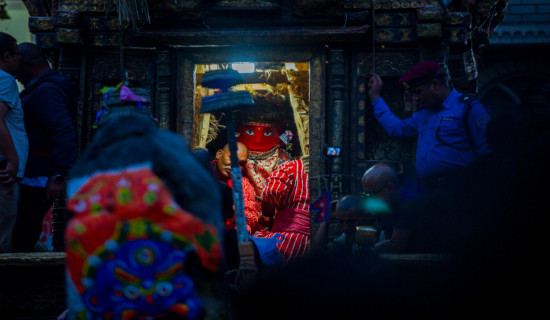 लिङ्गो ठड्याएसँगै इन्द्रजात्रा सुरु