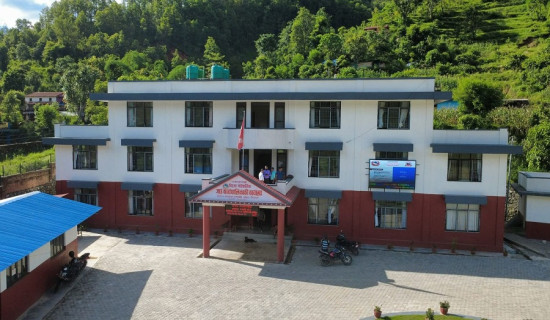 घुम्ती शिविरमा एक सय तीनलाई सेवा