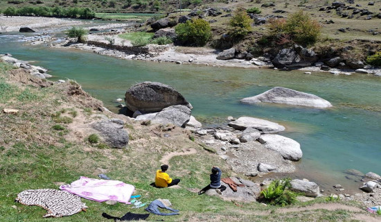 वसन्तयामको धौलागिरि हिमाल आरोहण सुरु : पहिलोदिन नौजनाद्वारा आरोहण
