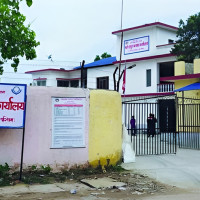 प्रचण्ड प्रधानमन्त्रीबाट पदमुक्त ओलीद्वारा दाबी पेस