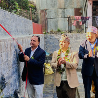 मैदानको खेलाडी, मनको गायक