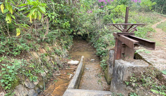 ओझेलमा पर्दै पुराना ग्रामीण बस्ती