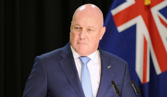 दुई राउन्ड हवाई फायर गरी खैरो हेरोइन कारोबारी पक्राउ