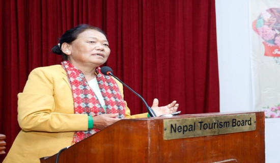 बाँकेमा कोरोनाविरुद्धको दोस्रो डोज र बुष्टर डोज लगाइँदै