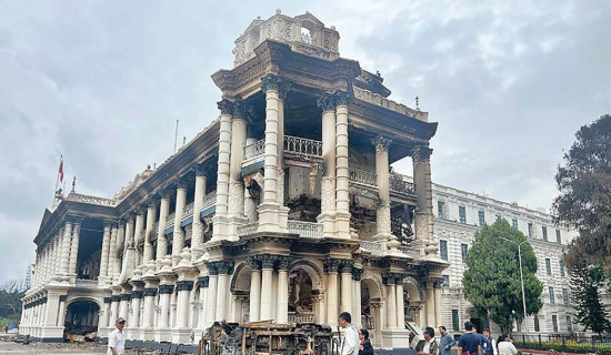 सिंहदरबारको पुनर्निर्माण जटिल