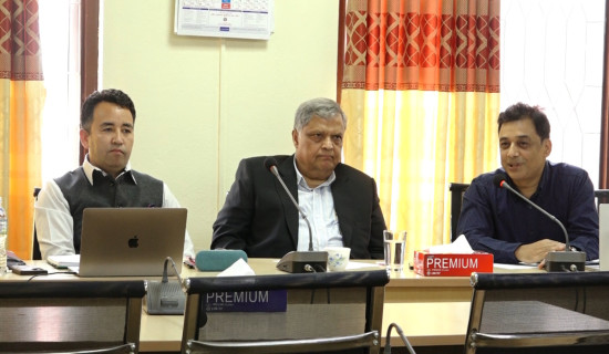 स्थगित भएका ६ मतदान केन्द्रमा आज मतदान हुँदै