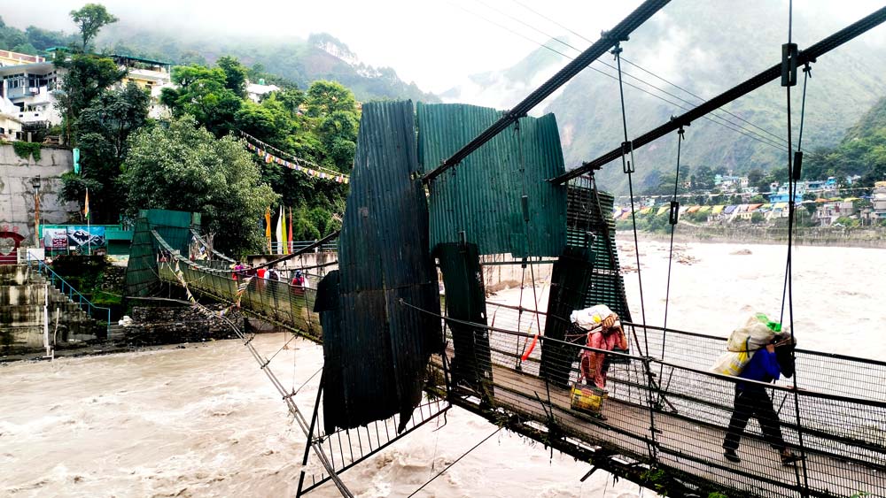 भन्सार नाकामा कडाइ, सीमाका नागरिक मर्कामा