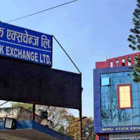 बाह्र वर्षमा आठ अर्ब नगद अनुदान