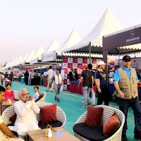 तिनकुने बागमती किनारका सुकुम्बासी बस्ती खाली गर्दै