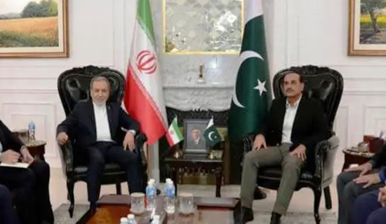 पाकिस्तानका प्रधानमन्त्री र इरानका विदेशमन्त्रीबिच इस्लामावादमा भेटवार्ता