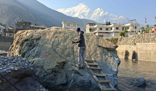 वडामै पहिलोपटक सडक कालोपत्र