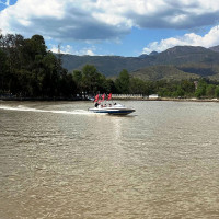 अनाथ बालबालिकालाई सहयोग