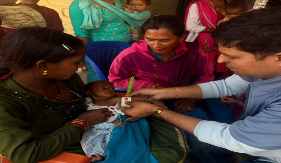 अति कुपोषित बालबालिकालाई जिल्लाबाहिर रेफर