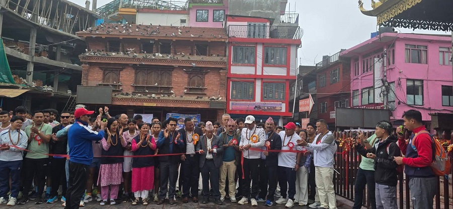 मनकामनादेखि गोरखा दरबारसम्म म्याराथन दौड सुरु