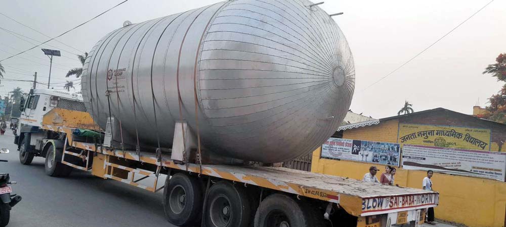 सीमाक्षेत्रका सडक नाजुक बन्दै