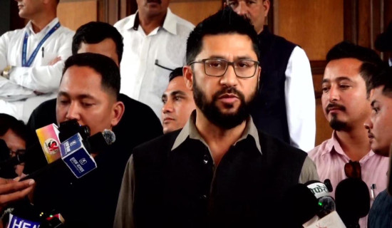 विवादास्पद राजनीतिक नियुक्ति खारेज गरी योग्यलाई अवसर दिन्छौँ : सभापति लामिछाने