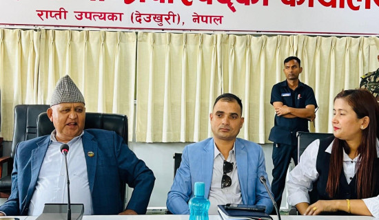 स्थानीयलाई सुपानेट झुल वितरण