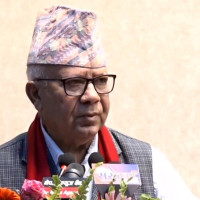 तीन दलका शीर्ष नेताको बैठक : सङ्घीय संसद्को अवरोध खुलाउन सहमति