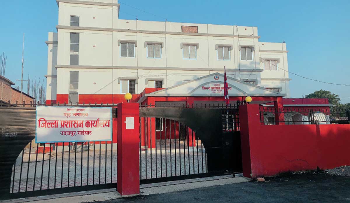 शासकीय सुधारको प्रयास: हुलाकबाटै घरदैलोमा सरकारी सेवा