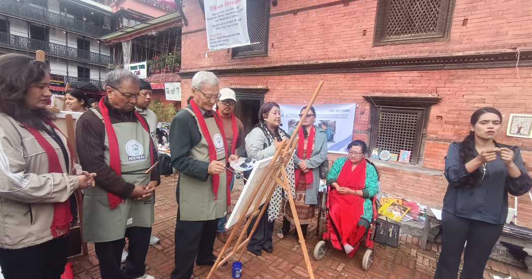 अपाङ्गता भएकाहरुमा जलवायु परिवर्तनको असर चित्रकलामार्फत प्रदर्शनी