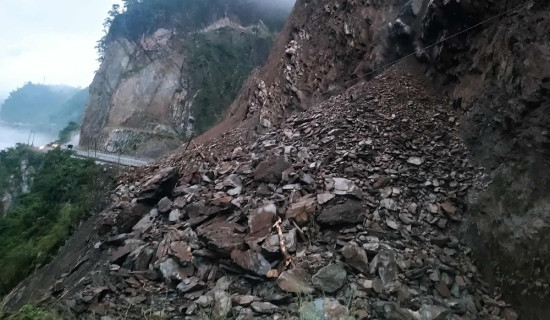 तुइन खोलामा पहिरो